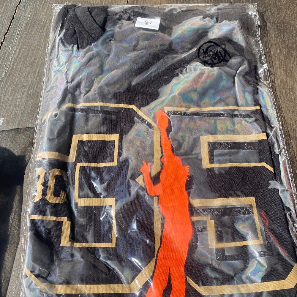Sf giants Brandon Crawford   t shirt. Sz youth XL NWT